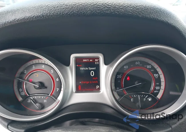 3C4PDCABXLT219303: 42928203