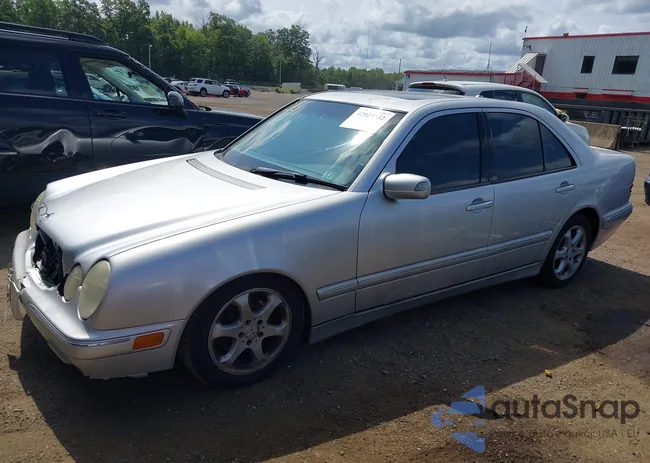 WDBJF65J12B489246: 42927332