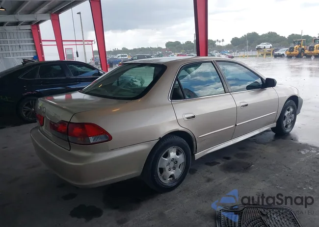 1HGCG165X2A005805: 42927391