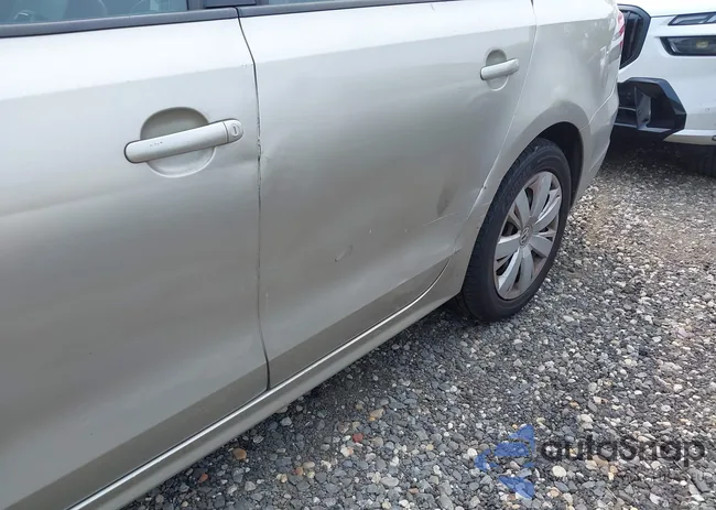 3VWD17AJ3EM273451: 42927452