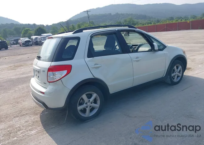 JS2YB413685107829: 42927472