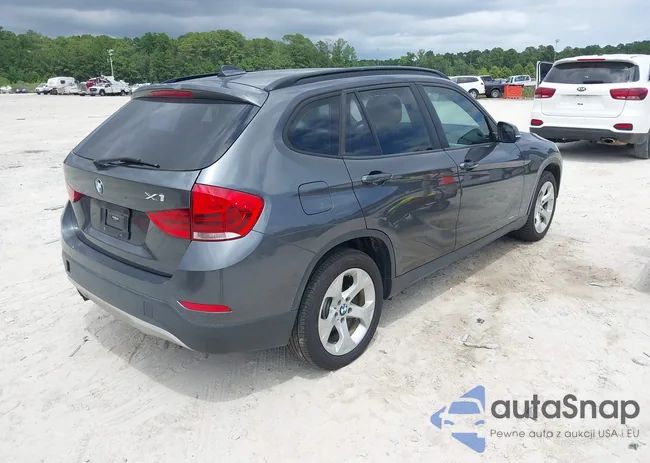 WBAVM1C5XFV498305: 42927500