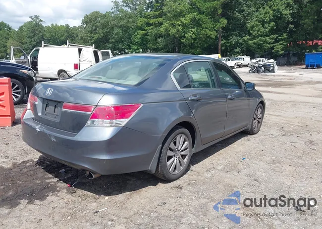 1HGCP2F73CA089927: 42927559