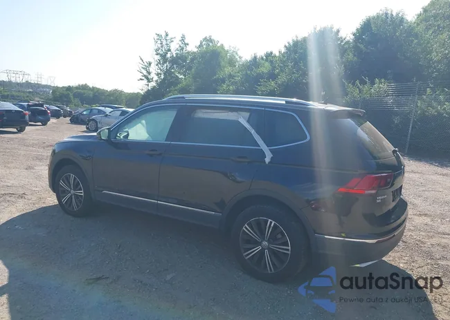 3VV2B7AX4JM157330: 42927625