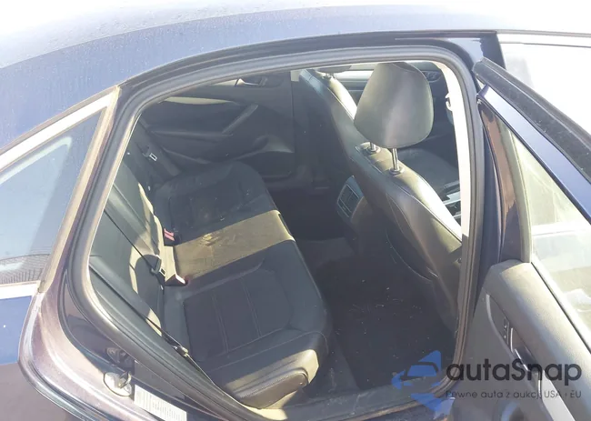 1VWBP7A31DC106898: 42928680