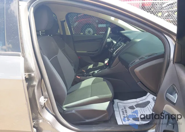 1FADP3F28DL317283: 42928818