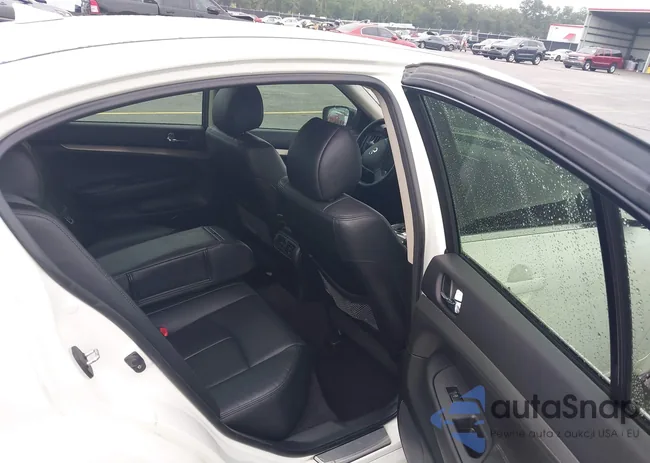 JN1CV6AP8BM508227: 42928904