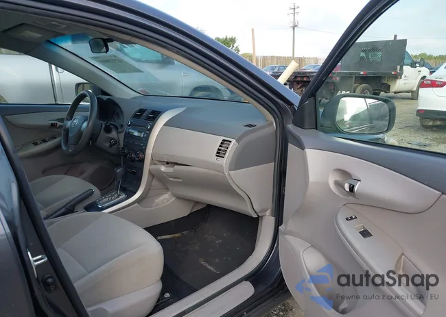 2T1BU4EE4AC402166: 42928980