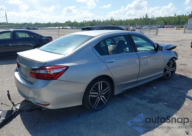 1HGCR2F13HA024184: 42929122