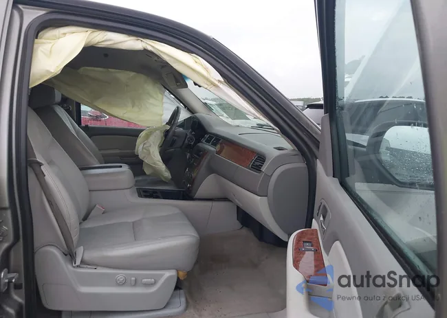 1GNFK13087R151459: 42929170