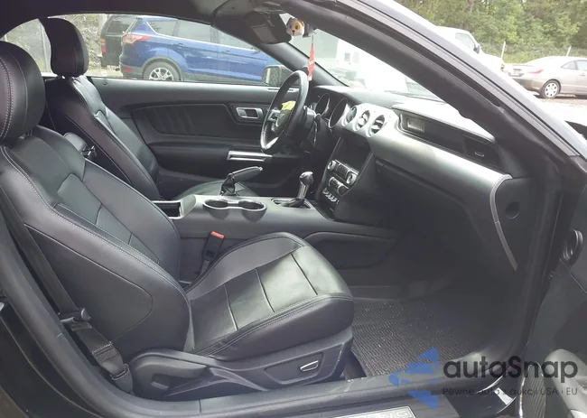 1FATP8UH1J5165265: 42928312