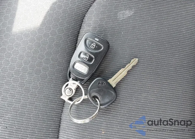 5NPD84LF9JH217830: 42928379