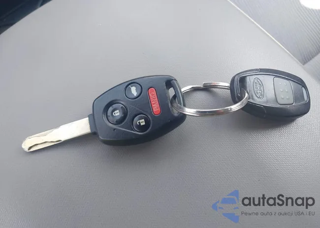 5FNYF4H48FB042569: 42928385