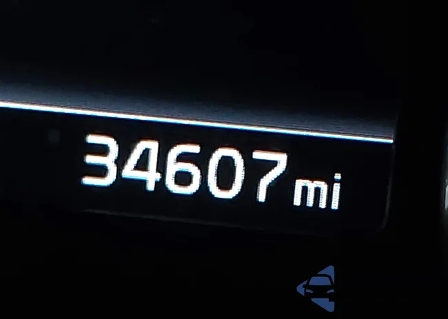 3KPF24AD2PE531473: 42928541