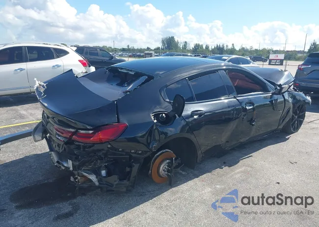 WBAGV2C01NCH22588: 42928604