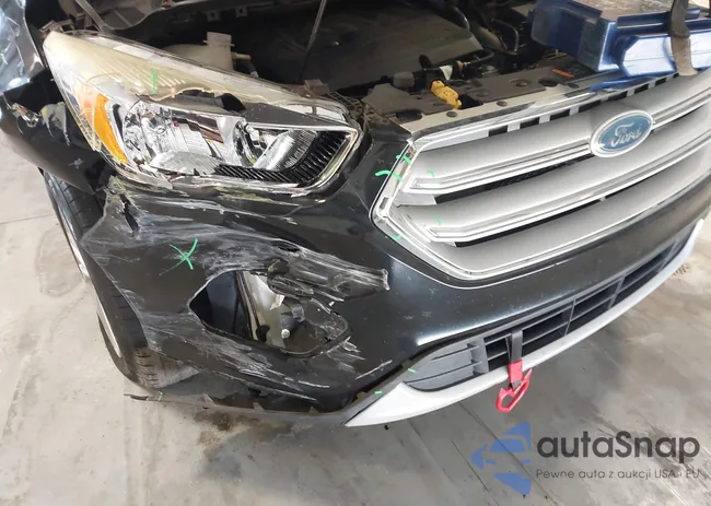 1FMCU0GD1JUA65715: 42929673