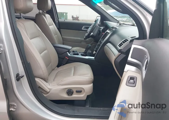 1FM5K8D85EGA17899: 42929677