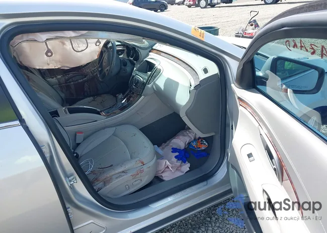 1G4GC5ED9BF194912: 42929709