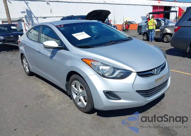 KMHDH4AE3DU685374: 42929791