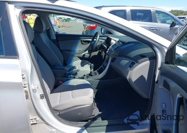 KMHDH4AE3DU685374: 42929791