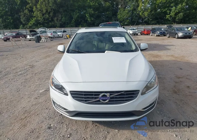 YV1612FS3E2296777: 42929834