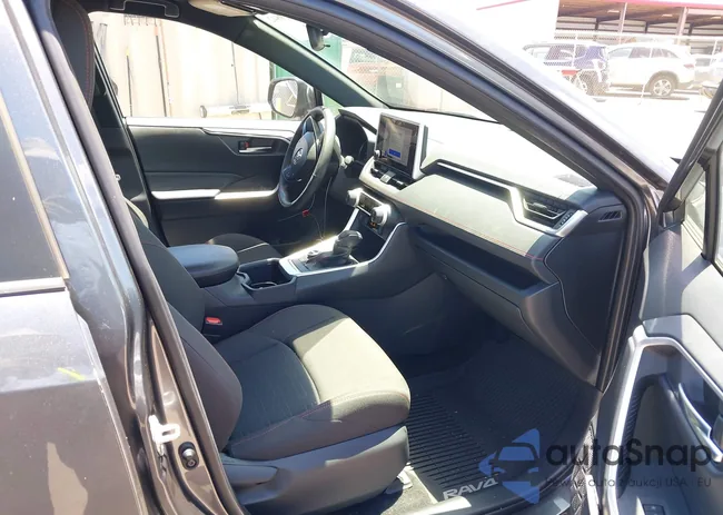 JTMCB3FV8RD233125: 42929842