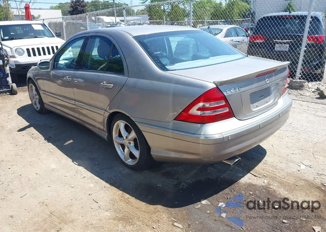 WDBRF52H36F783812: 42929852