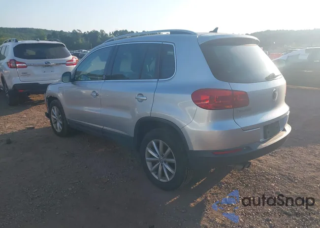 WVGRV7AX8HW502689: 42929882