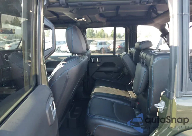 1C4JJXP61NW245575: 42930061