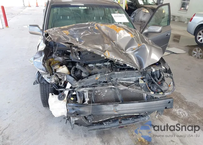 4T1BF28B93U335758: 42930075