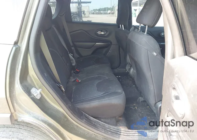 1C4PJLCB1LD632223: 42930084