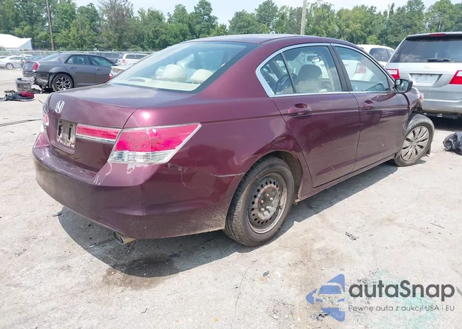 1HGCP2F37BA076948: 42930099