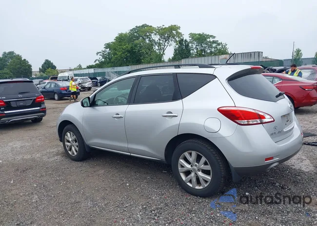 JN8AZ1MW1DW306887: 42929332