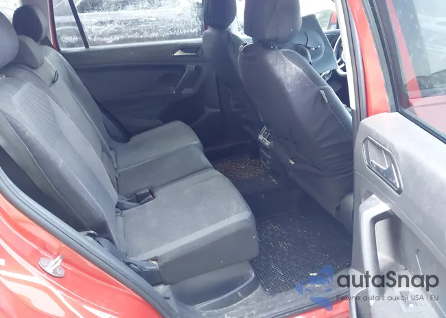 3VV0B7AX8JM074622: 42929388