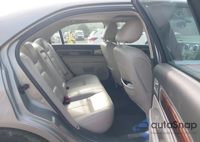 3LNHM26T09R602409: 42930694