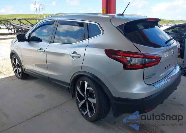 JN1BJ1CV5MW573887: 42930734