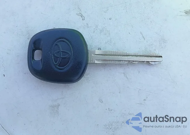 2T1BURHE0GC725647: 42930858