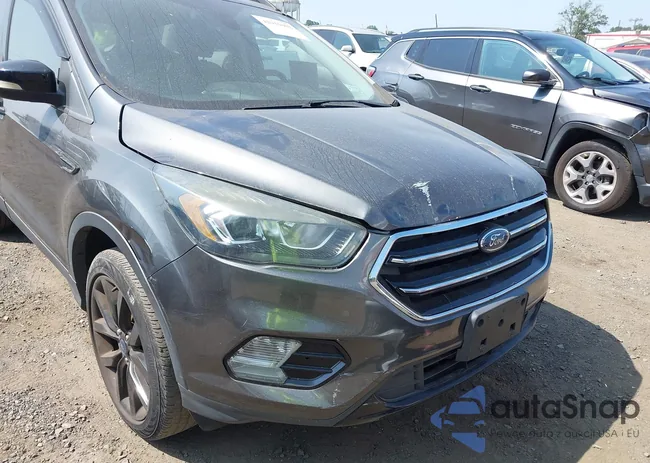 1FMCU9JDXHUB25627: 42931002