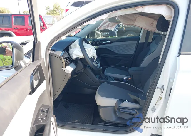 3VVCX7B27NM042266: 42931070