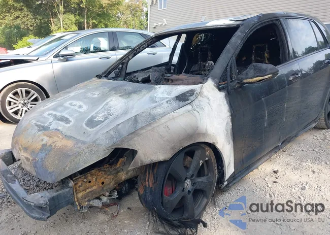 3VW5T7AU7KM011761: 42931105