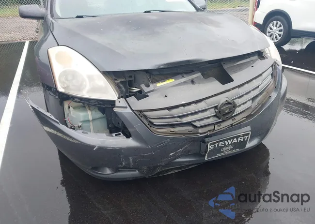 1N4AL2AP2AN466901: 42931127