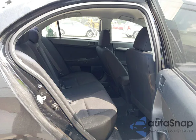 JA32U2FU3AU011053: 42931165