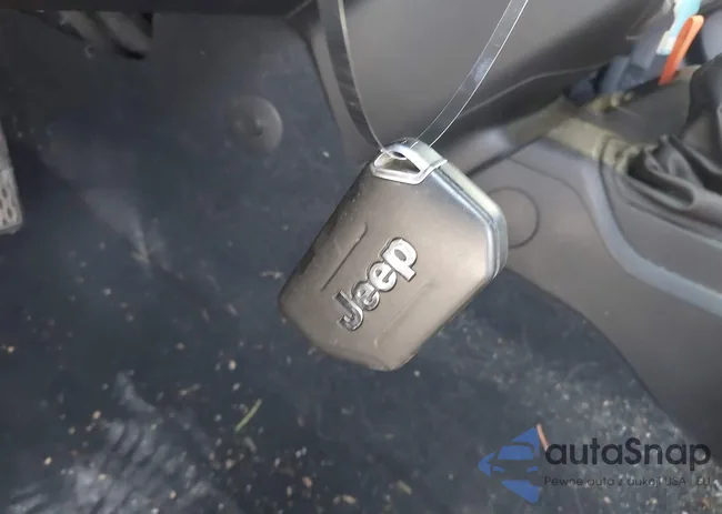 1C4HJXDG5JW190800: 42930431