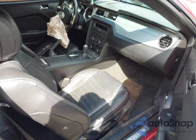 1ZVBP8CF5C5262037: 42930529