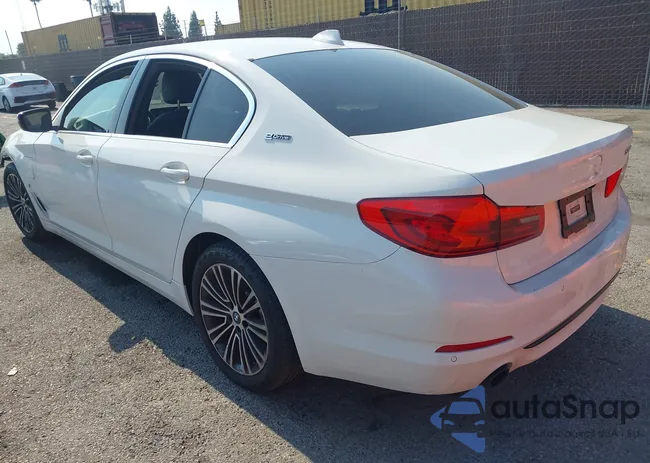 WBAJA9C51KB389068: 42930582