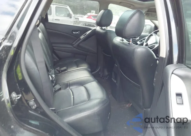 JN8AZ1MW8BW174742: 42930627