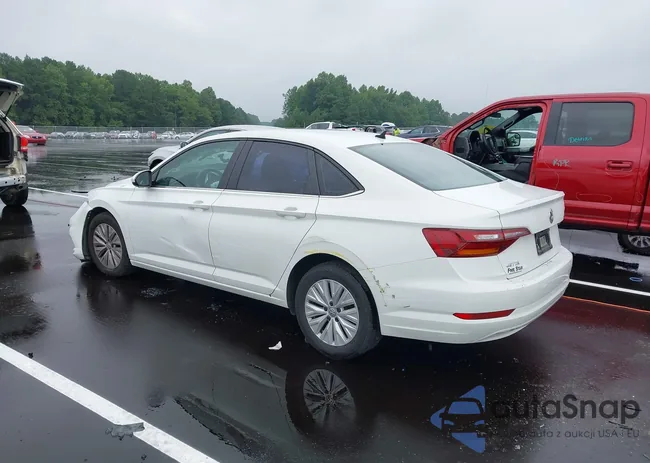 3VWC57BU6KM093773: 42930631