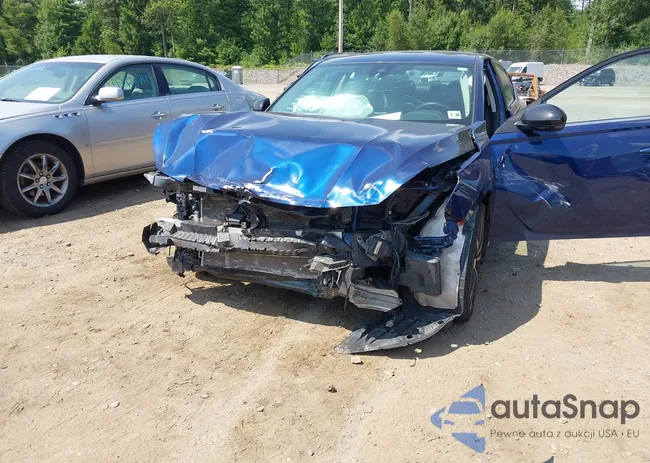 1N4BL4CW1MN357127: 42931664