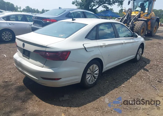 3VWCB7BU8LM053740: 42931948