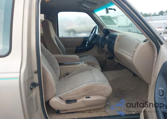 1FTCR15X8VPA90477: 42932036